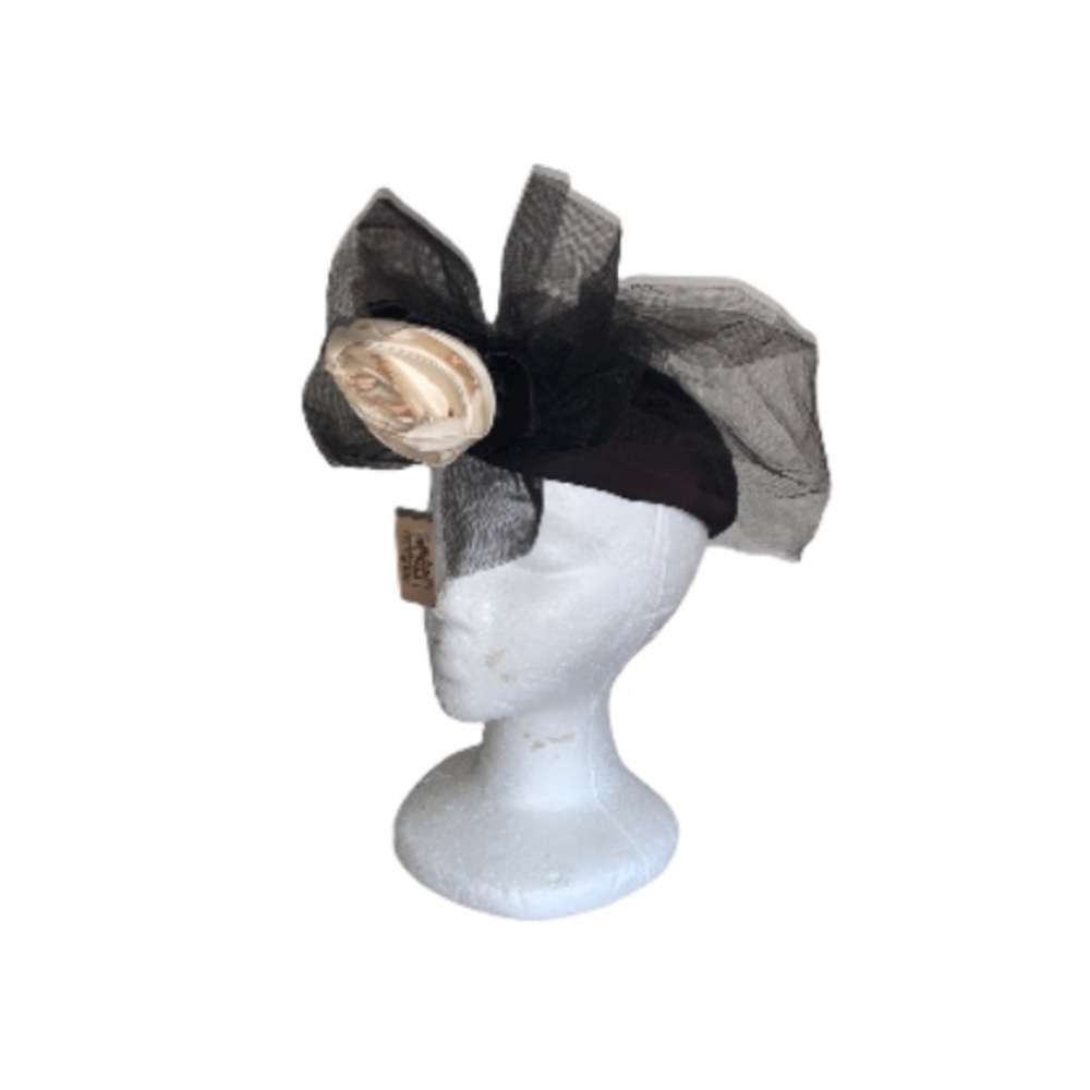 Vintage 1980s Black Velvet Fascinator Hat with Golden Cream Flower